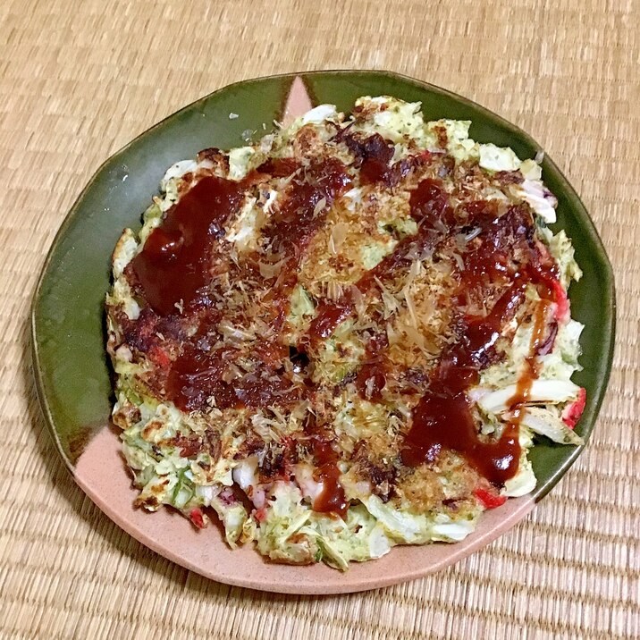 イカゲソと蒲鉾のお好み焼き。